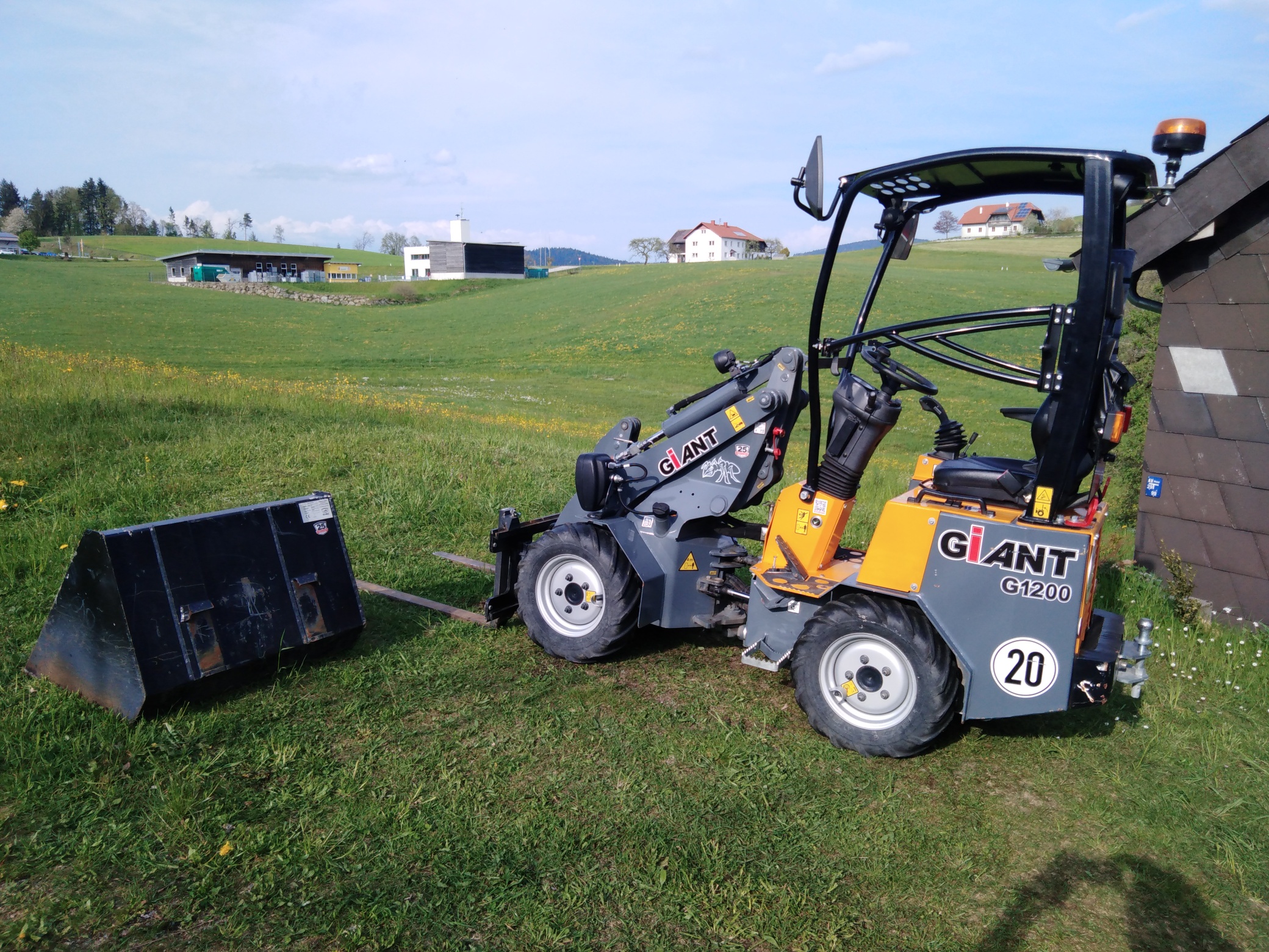 Hoflader Giant 1200